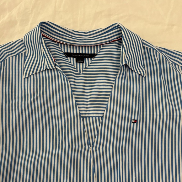 Tommy Hilfiger Women's Navy and White Striped Shirt - Picture 4 of 6